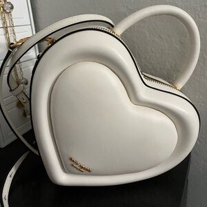 3D pitter patter purse